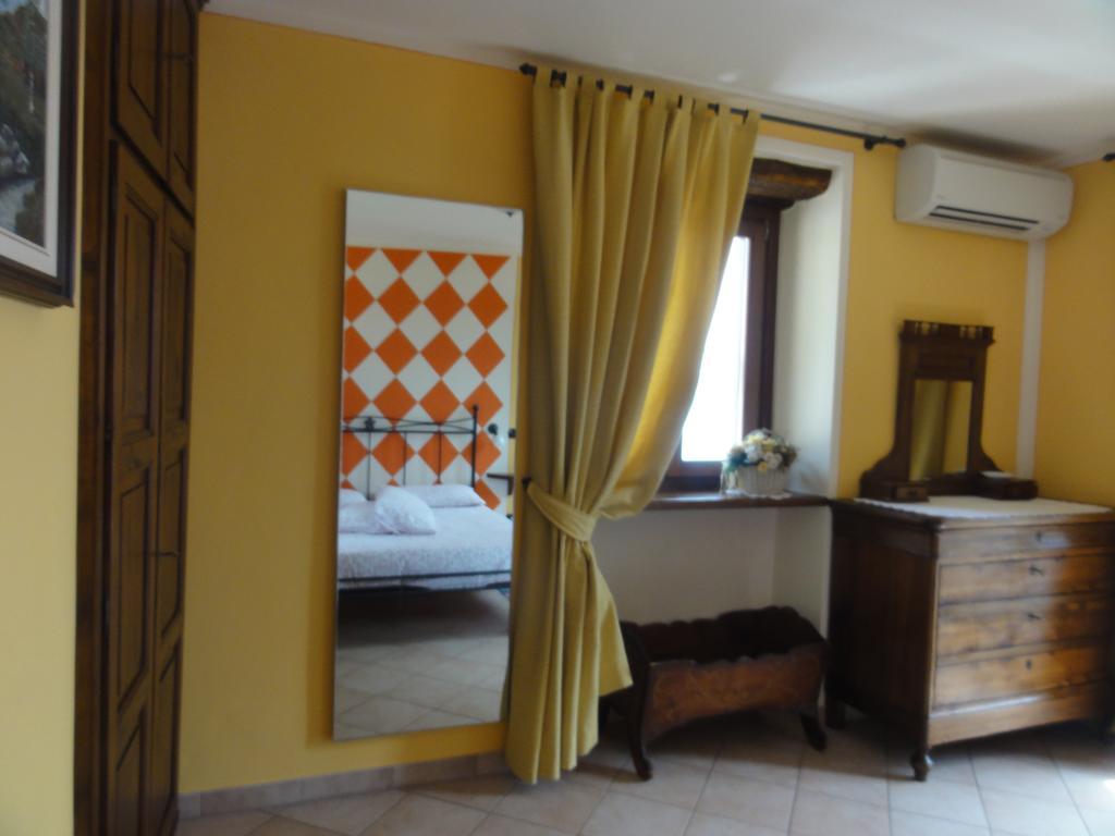 Casale Fe-Wo - Appartamenti Con Vista Lago Cannero Riviera Quarto foto